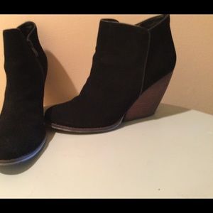 Very Volatile Whitby Black Wedge Booties 10